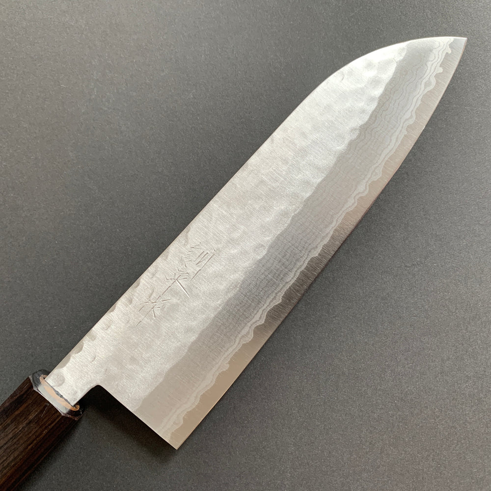 Santoku knife, VG10, damascus and tsuchime finish, Wa handle - Masutani