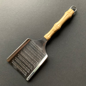 Oroshigane metal grater with handle